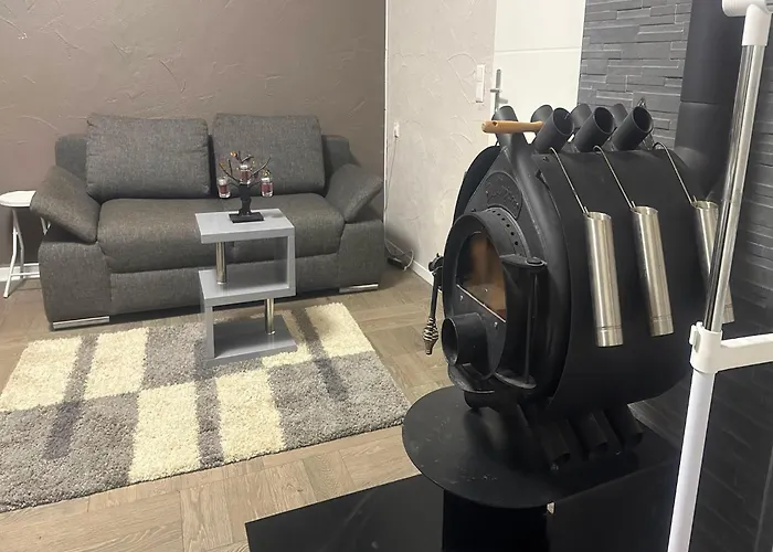 In With Parking 公寓 Pellingen