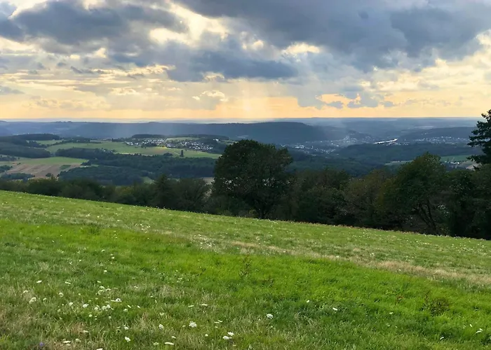 In With Parking 公寓