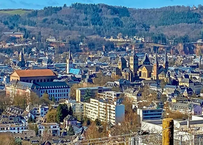 公寓 In With Parking